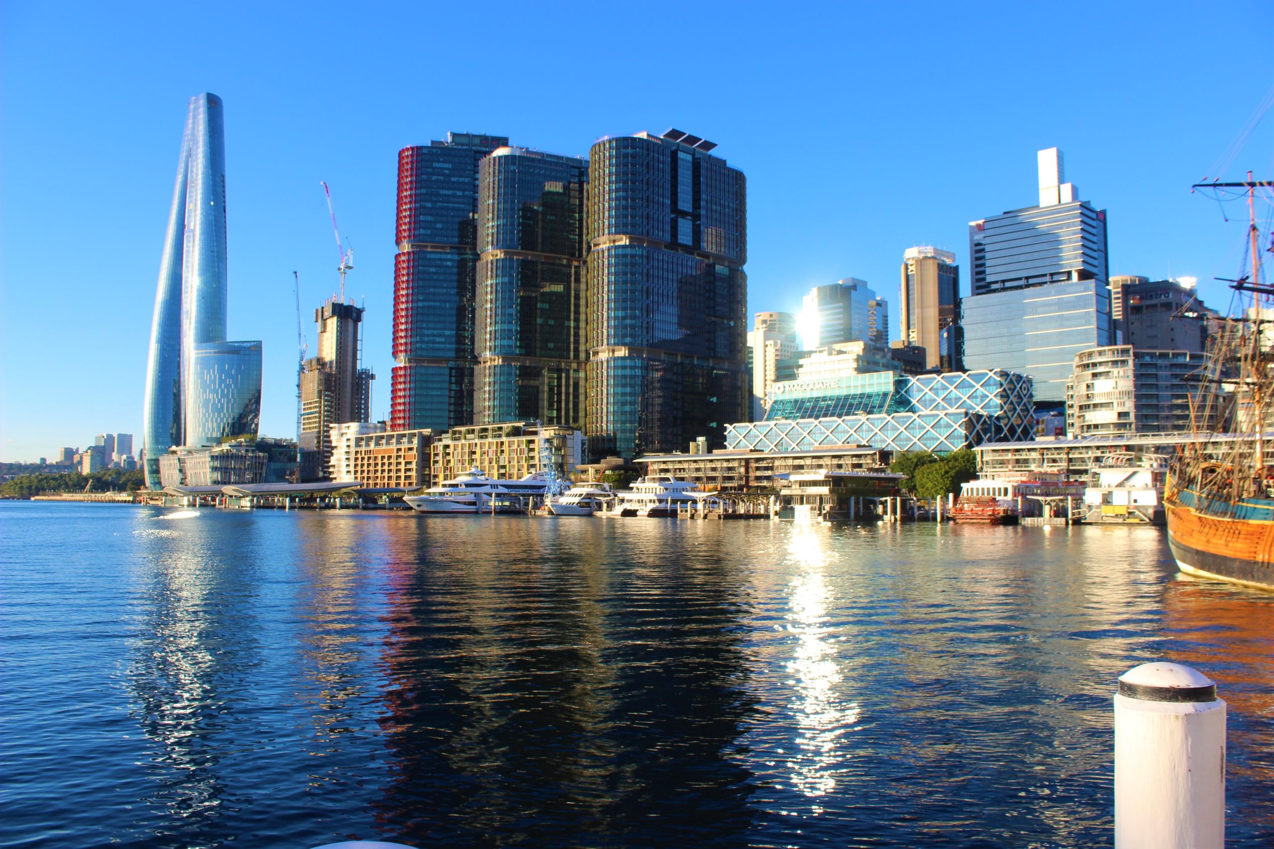 King St Wharf - 11min walk